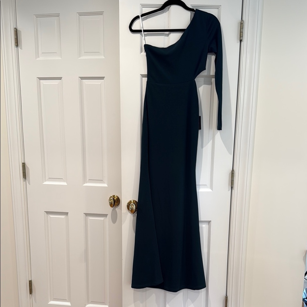 Elegant One-Shoulder Black Dress